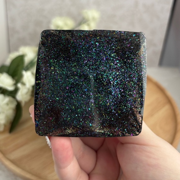 Sparkly Resin Candy Dish - Picture 4 of 7